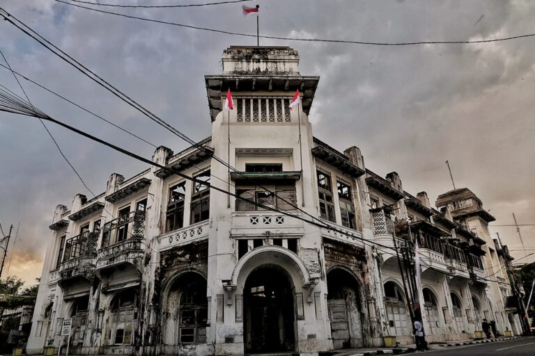 arsitek kota mempresentasikan konsep transformasi ruang publik